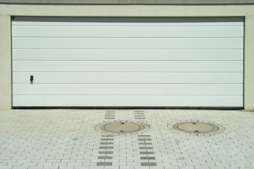 Portes de garage en bois